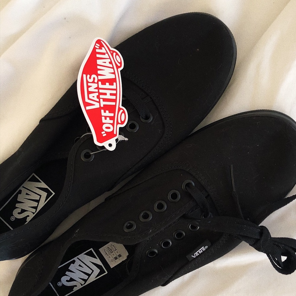 Black vans never been worn